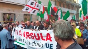 В центре Рима прошло многочисленное шествие против политики Евросоюза