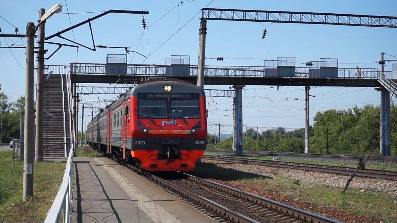 Электропоезд ЭД9Э-0036