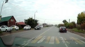 Тойота Каролла помоему зацепила