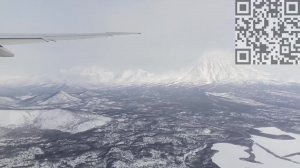 Взлет с аэропорта Елизово зимой. Камчатка. Сопки и вулканы