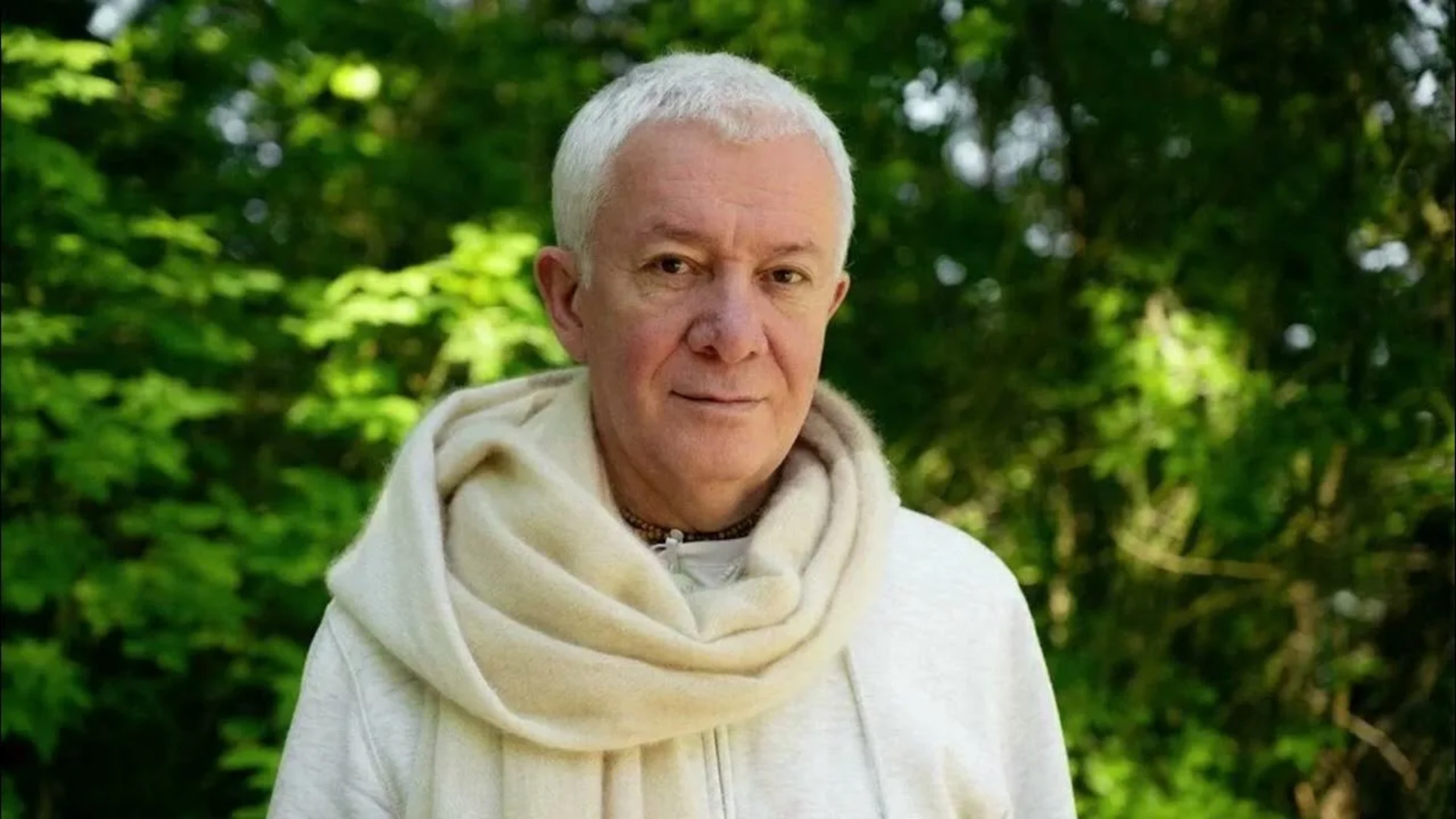 Александр Хакимов | Вопросы о главном | День первый смотреть онлайн