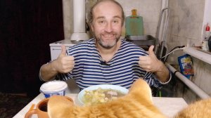 обед с Рыжулей. щи с отрубями и греческим йогуртом. мукбанг. обжор. еда на камеру. диета. шизофрения