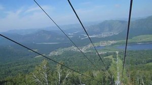 Виды с подъемника возле озера Манжерок (Горный Алтай) до его реконструкции.