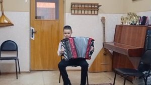 Региональный конкурс"Музыкальная вертикаль".Программа:Руская народная песня"Как ходил,гулял Ванюша".