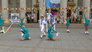 Театр танца на роликах "Сказка" . "Праздничный салют"