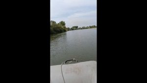 Катались на лодке, по речке. Летний влог.