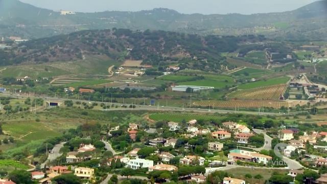 Barcelona Spain Top Things to Do _ Viator Travel Guide смотреть онлайн