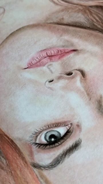 Портрет цветными карандашами 