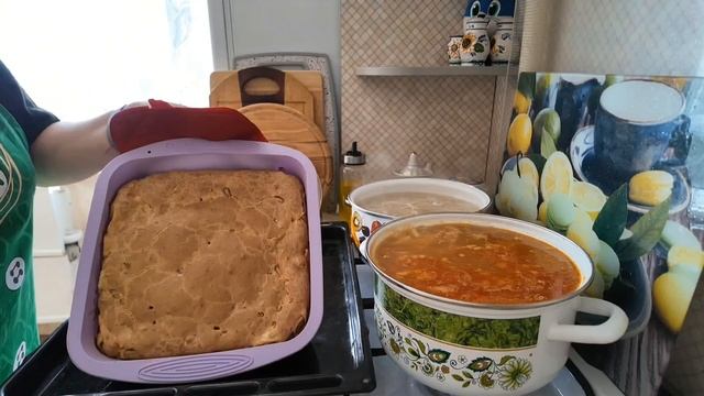 Обед для всей семьи: Любимый пирог мужа // Щи со вежей капустой // Фаршированные кабачки