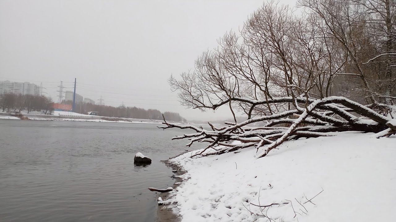 Первая Рыбалка в Новом 2025 Году На Москва-Реке. смотреть онлайн