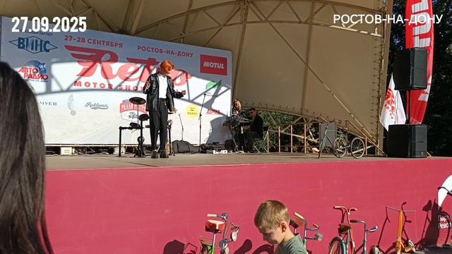 🔥#37. ШОУ-КОНЦЕРТ В ПАРКЕ ОКТЯБРЬСКОЙ РЕВОЛЮЦИИ🔥 смотреть онлайн