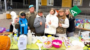 800 тысяч рублей для нужд бойцов СВО собрали на благотворительной ярмарке «СборХМ» в Ханты-Мансийске