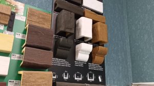 Decomaster — бренд балок из полиуретана, которые имитируют балки из натурального дерева.