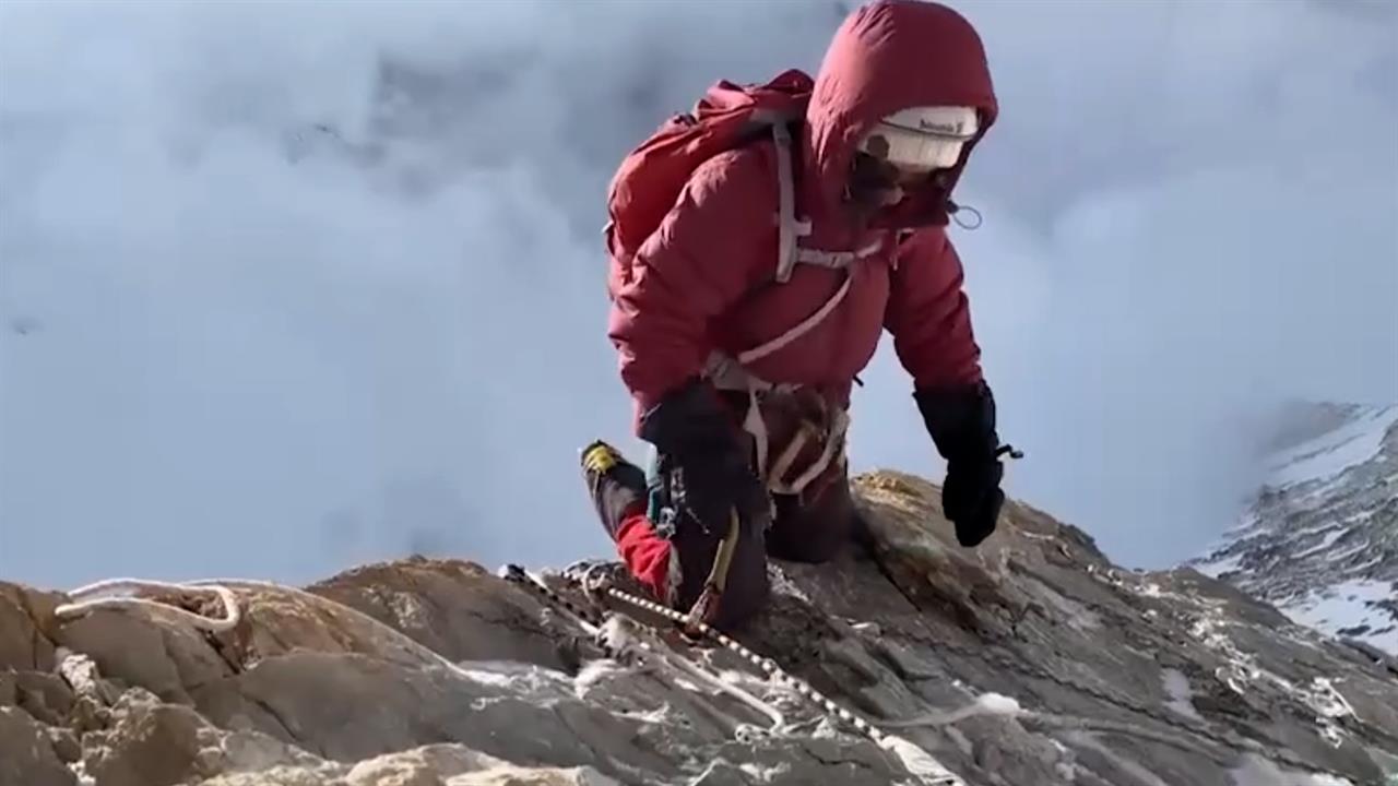 Выживание на пике Победы: новые подробности трагедии альпинистки Наговицыной