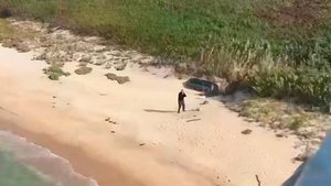 Лодку с рыбаком из Приморья занесло на необитаемый остров Фуругельма