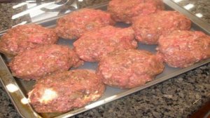 Котлеты с грибной поливкой