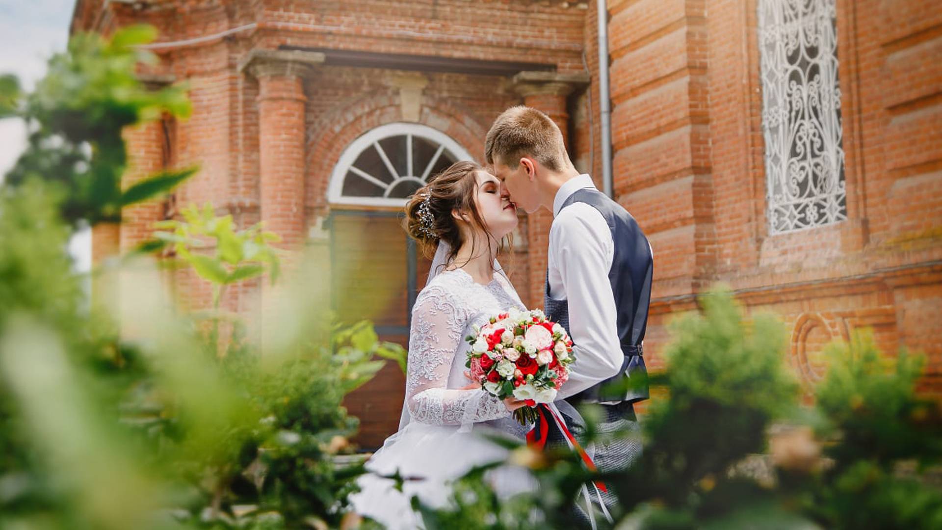 Видеосъёмка на свадьбу по всему Крыму, а Также по всей Воронежской области. Феодосия, Бутурлиновка