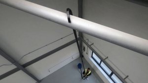 Карбоновая насадка для высотной очистки пыли в действии