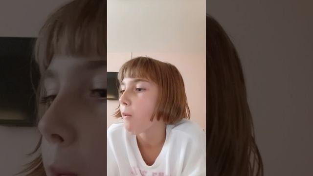 пробую вкусняшки из магнита