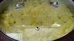 Квас из ревеня