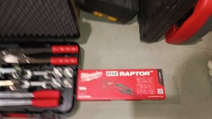 Дорогущий Заказчик,позвони, инструмент скучает