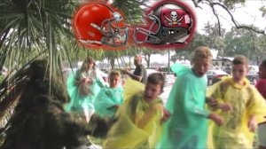 BUSHMAN PRANK AT TAMPA BAY BUCCANEERS VS CLEVELAND BROWNS