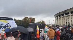 Уличный драйв 27.09.2025 снегоход делает кульбит