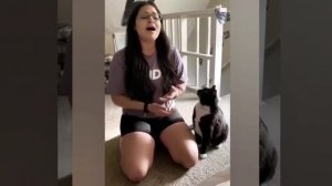 Пой другую песню)))