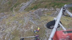 Спасатели ЮРПСО МЧС России эвакуируют туристов с северного склона горы Фишт