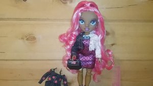 Обзор на куклу Рейнбоу Хай Дарья Розелин Rainbow High Daria Roselyn часть 1