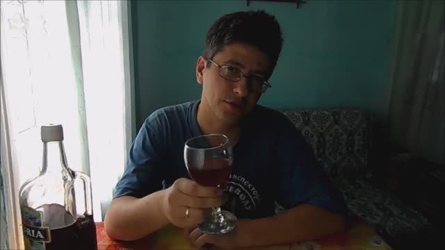 Вкусное домашнее вино из черёмухи смотреть онлайн