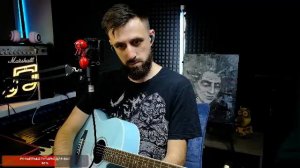 БАРИТОНИЩЕ вроде бы ПОЁТ!