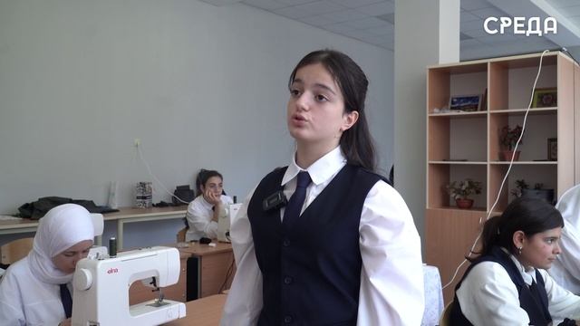 Школьницы Каспийска освоят профессию швеи