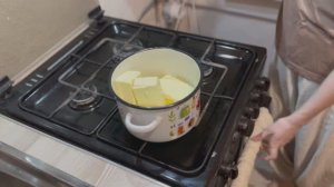 Избушка Бабы Яги: свой дом, своя печь, своё масло