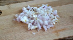 Мясной рулет с яйцом в духовке