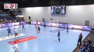 Гандбол: без шансов для хозяек паркета