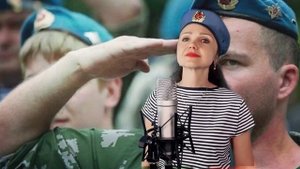 Неземной красоты девушка. ОДУВАНЧИКИ_ПЕСНЯ_ДЕСАНТНИКОВ_ЗА_ВДВ.