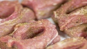 Мясные кармашки с ананасами