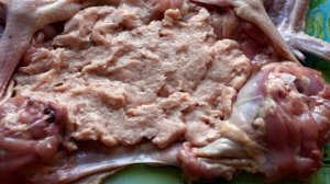 Курица по-царски, фаршированная блинами