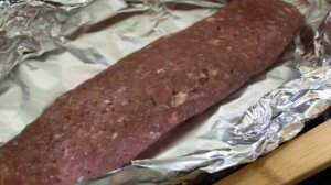 Мясной рулет с грибным соусом