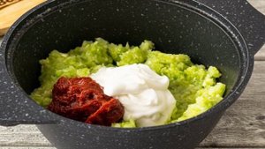 Кабачковая икра с майонезом