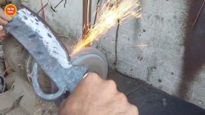 Мясницкий тесак из рессоры в Пакистане