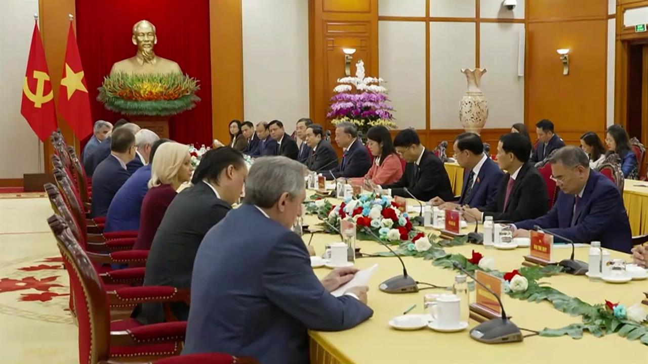 В Ханое генеральный секретарь Компартии Вьетнама встретился с Вячеславом Володиным