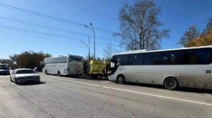 В Екатеринбурге в результате столкновения двух автобусов пострадали 14 человек