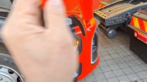 Получил на фирме совершенно новый MERCEDES