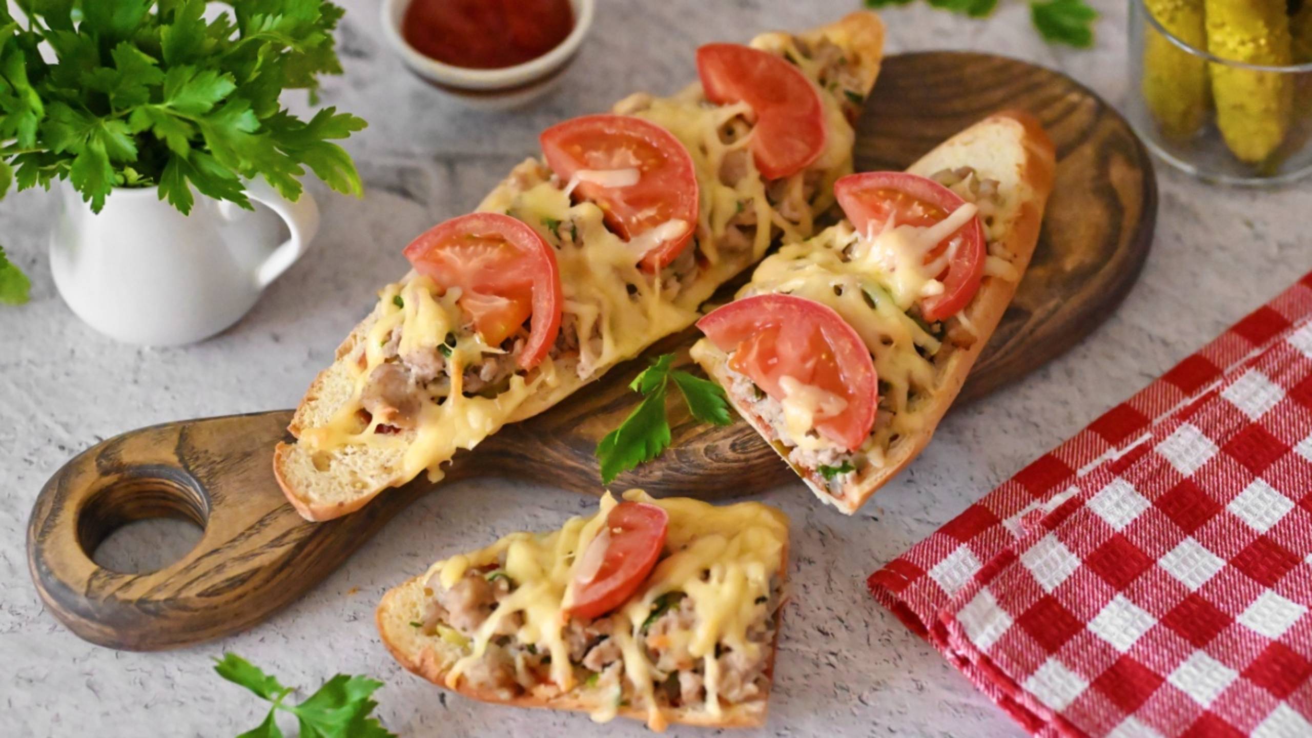 🔥 Бургер-багет! Сочный фарш + духовка = идеальный ужин или сытный полдник за 30 минут