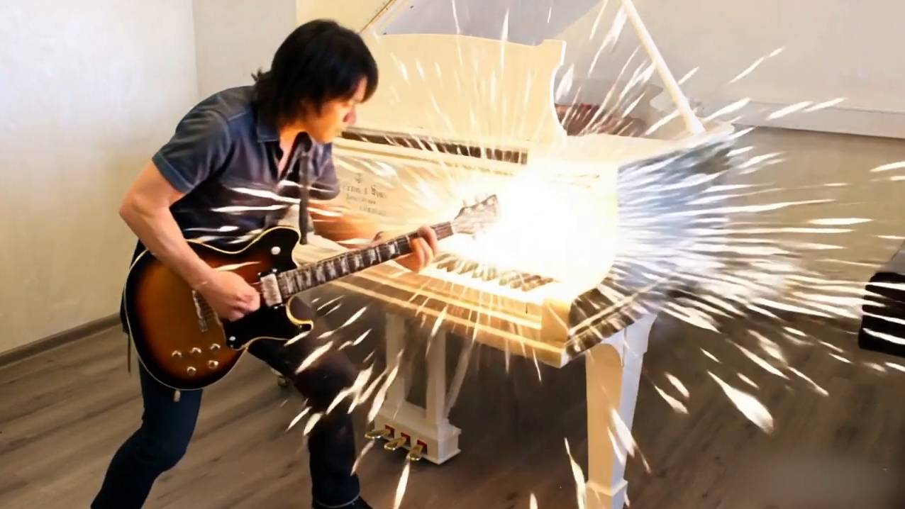 AC/DC и рояль Steinway & Sons (Стейнвей) смотреть онлайн