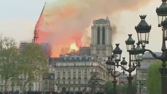 Пожар, Собор Парижской Богоматери. смотреть онлайн