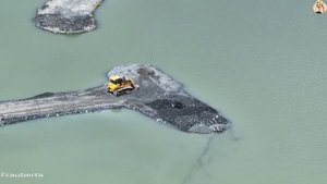 Строительство, обзор ,засыпка , другой ракурс