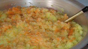 Кабачковая икра с краснодарским соусом